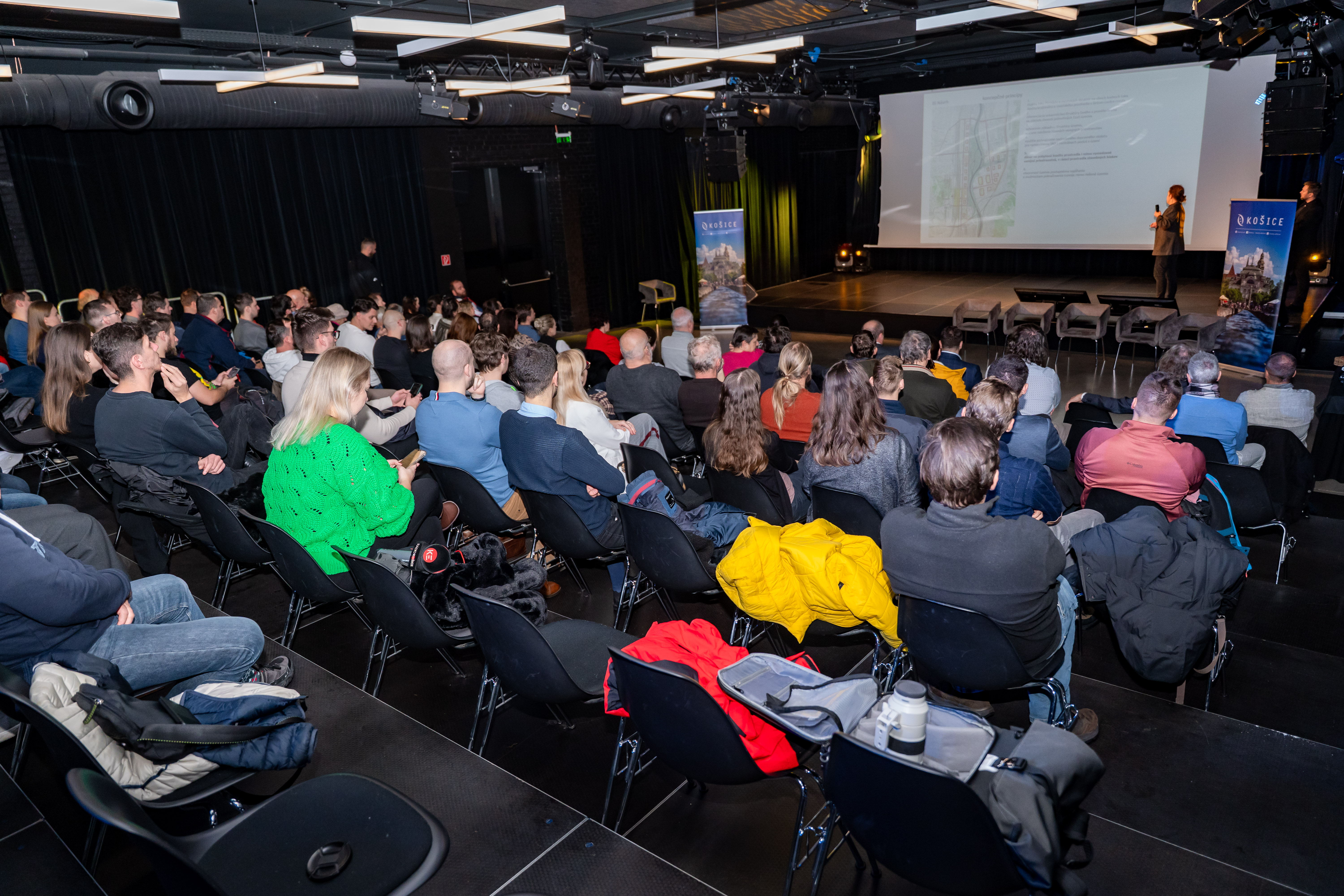 Verejna Prezentacia Nove mestske centrum Hornad - UHA-7